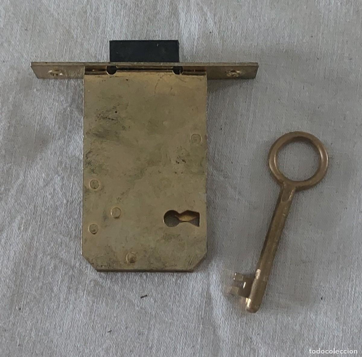 Antig&uuml;edades: Cerradura para muebles - Foto 3