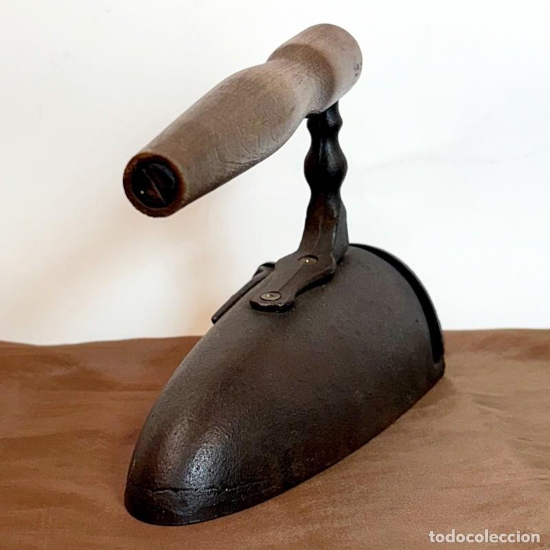 Antig&uuml;edades: Plancha Antigua &rdquo;Lengua de Buey&rdquo; - Foto 2