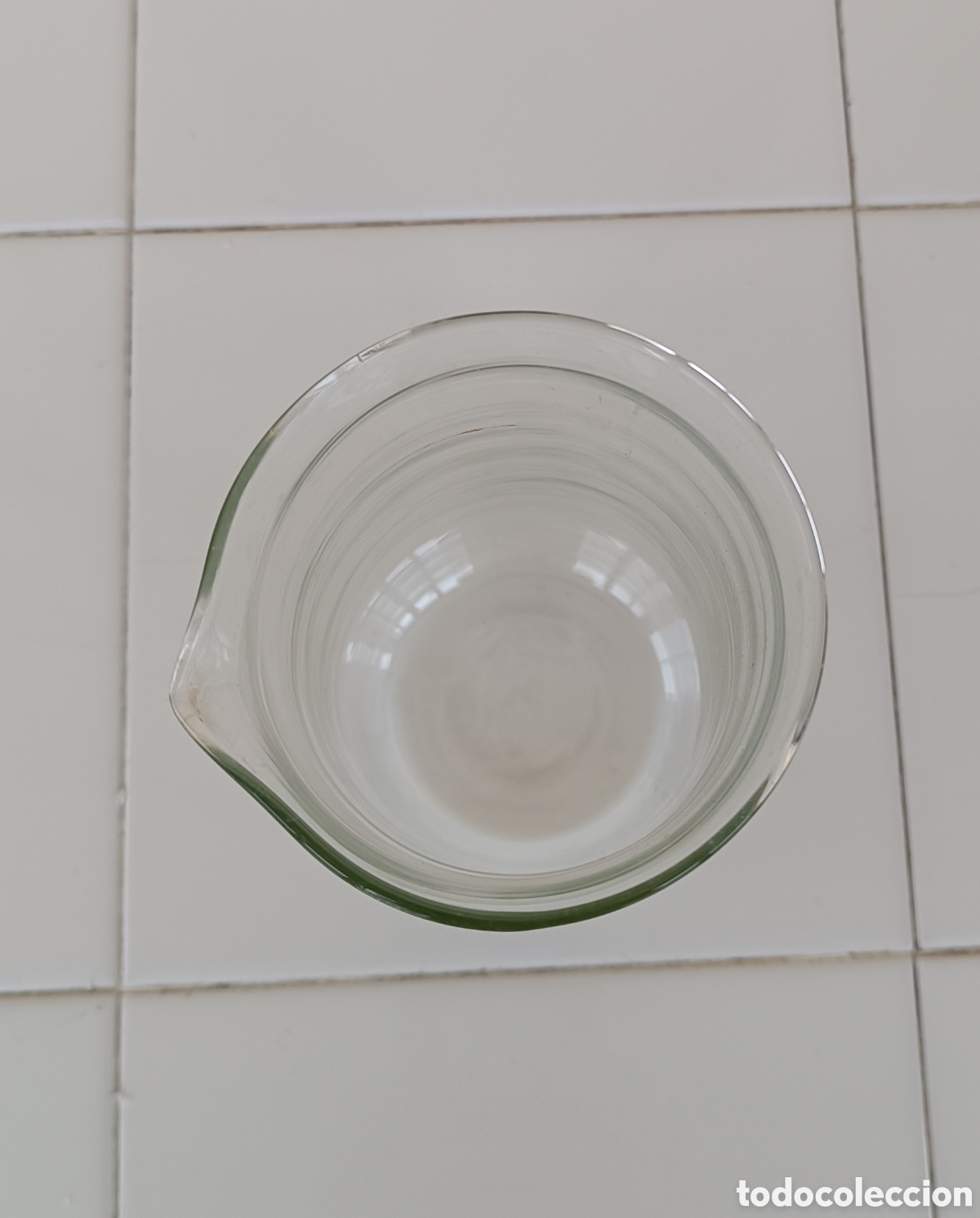 Antig&uuml;edades: VASO de cristal, probeta, capacidad 350 ml. - Foto 3