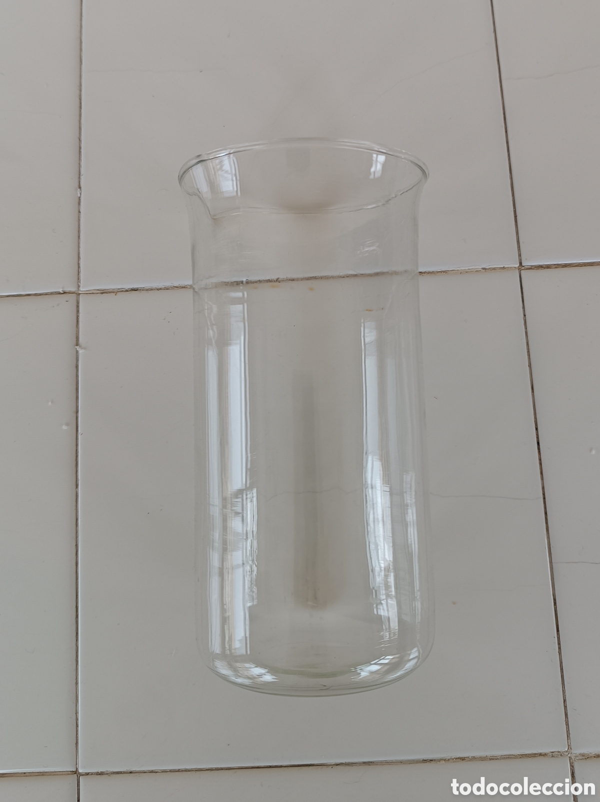 Antig&uuml;edades: VASO de cristal, probeta, capacidad 350 ml. - Foto 4
