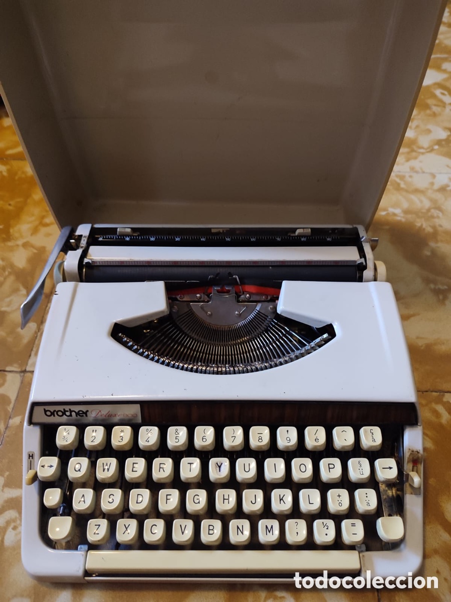 Antig&uuml;edades: M&aacute;quina de escribir brother - Foto 2