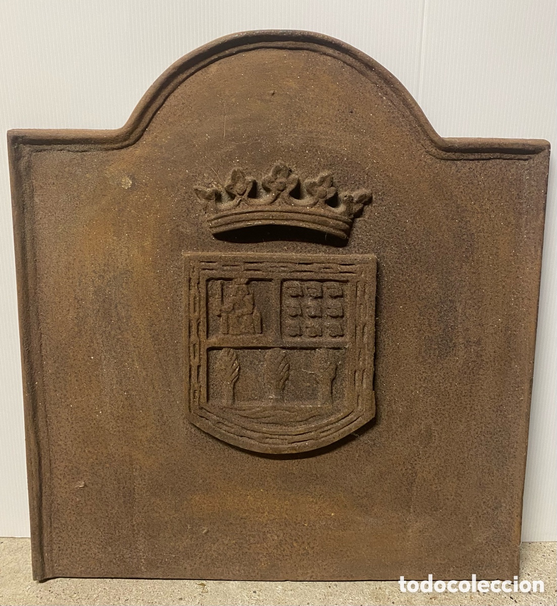 Antig&uuml;edades: Chapa trasfuego chimenea hierro Singular a investigar Escudo Guip&uacute;zcoa del siglo XVI nueve Ca&ntilde;ones