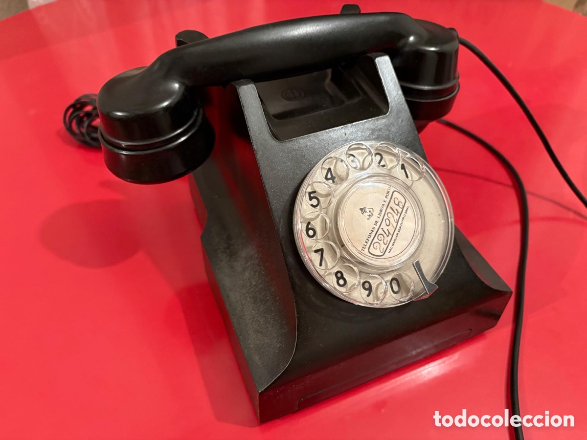 Tel&eacute;fonos: Tel&eacute;fono antiguo de baquelita - Foto 1