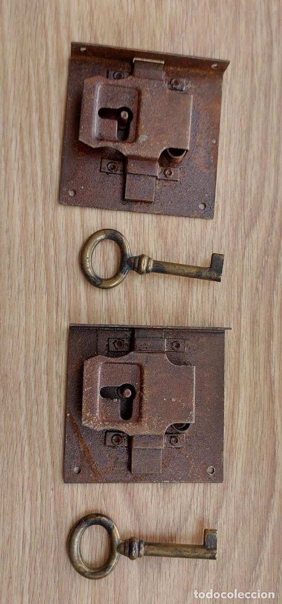Antig&uuml;edades: Cerraduras para muebles - Foto 1
