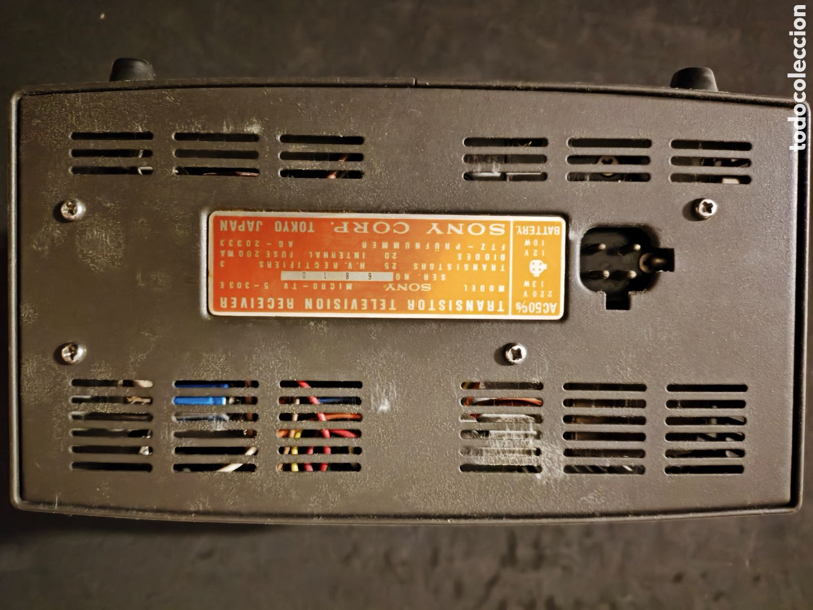 Antig&uuml;edades: Sony micro tv port&aacute;til con estuche y cable de corriente - Foto 4