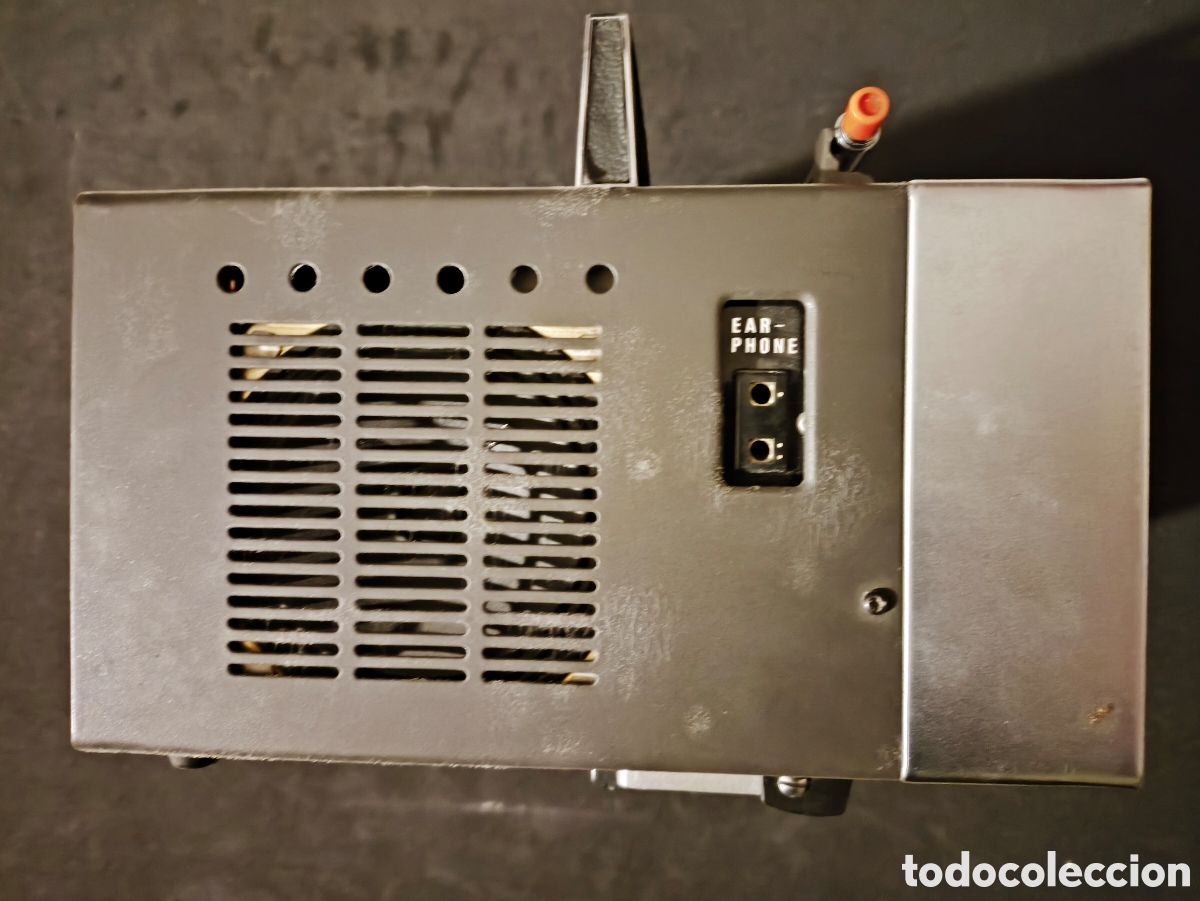 Antig&uuml;edades: Sony micro tv port&aacute;til con estuche y cable de corriente - Foto 5