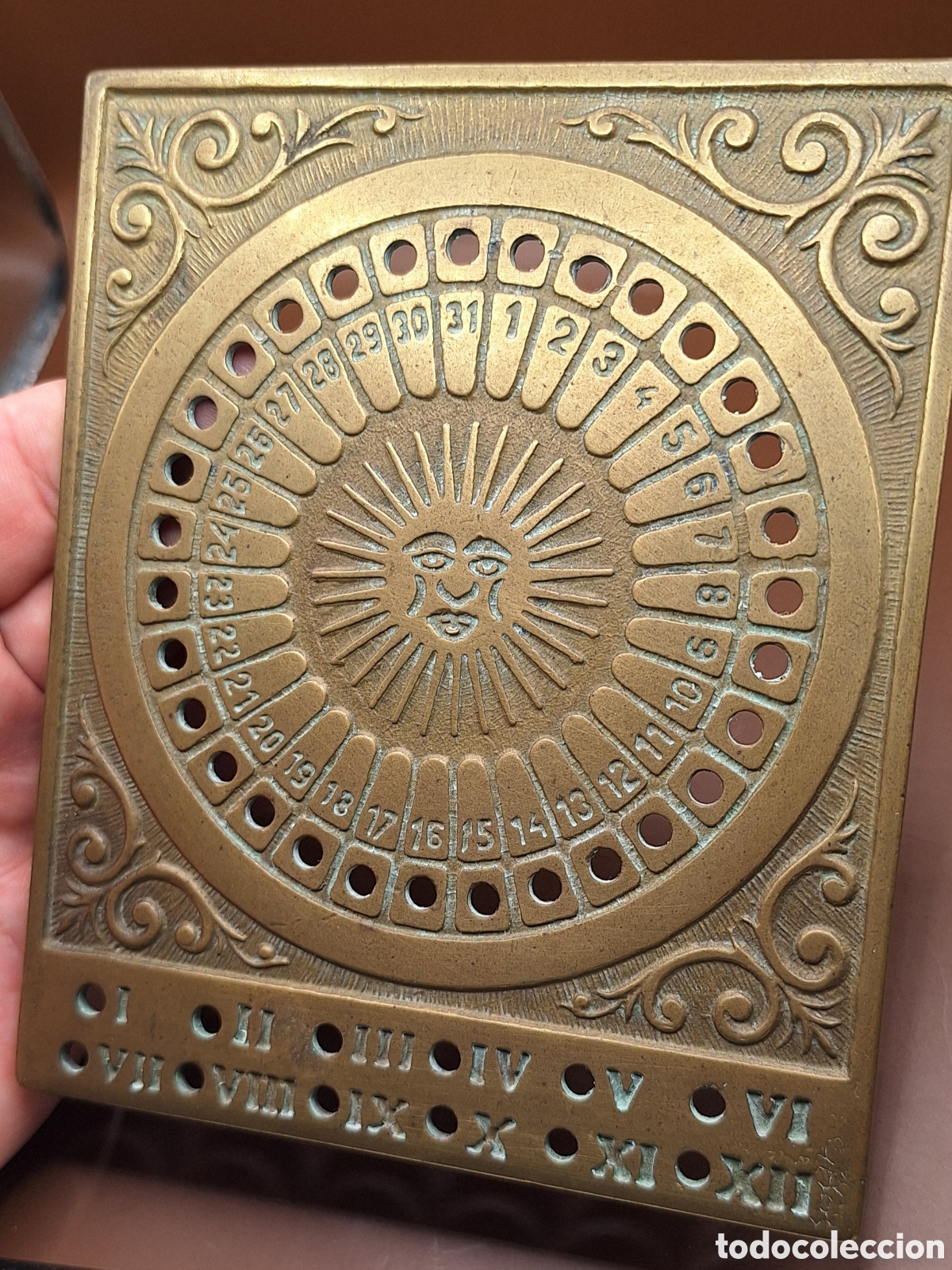 Antig&uuml;edades: Calendario Perpetuo de Bronce - Foto 9