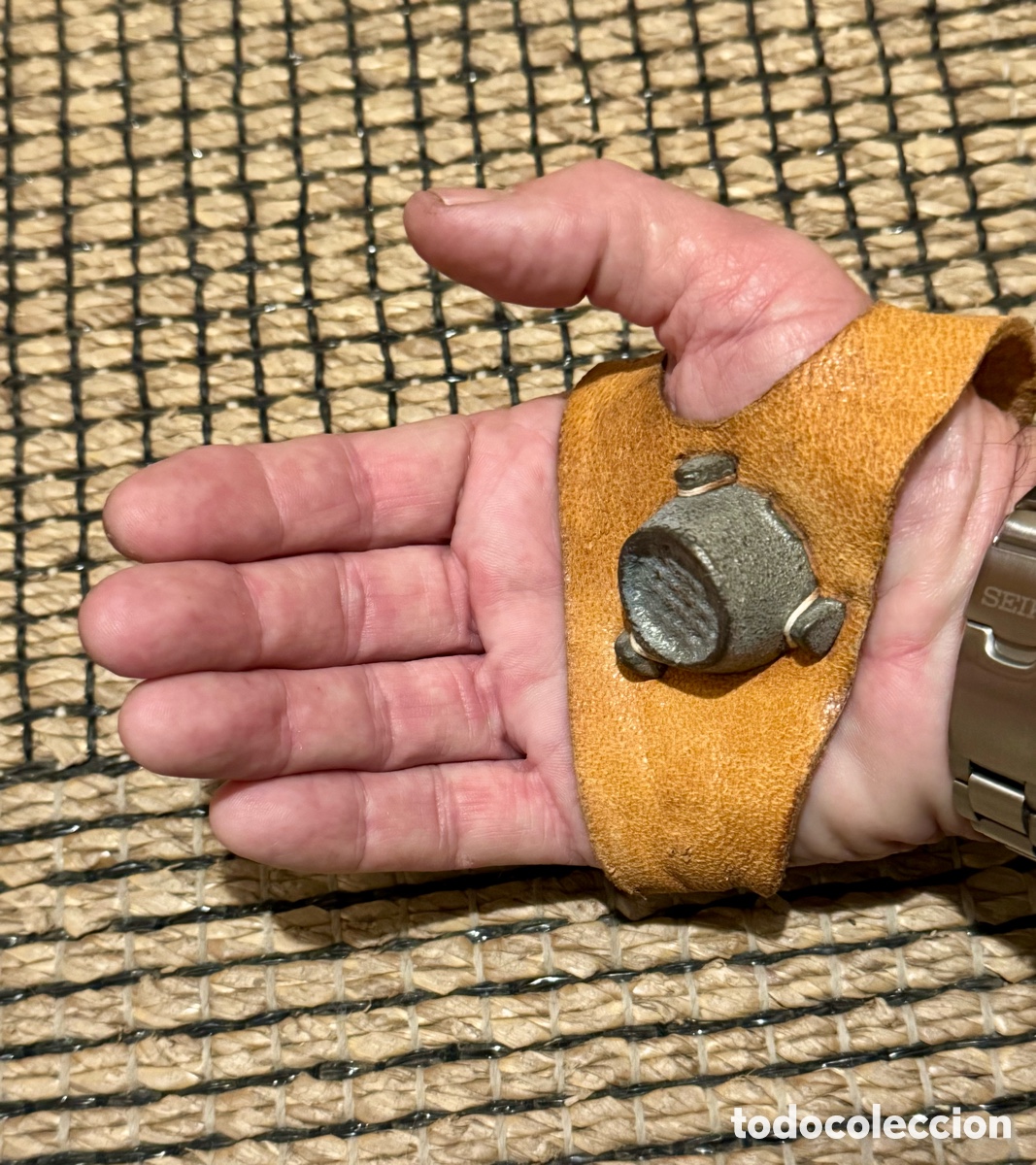 Antiguidades: PALMA DE CUERO N&Aacute;UTICA -ARREGLO DE VELAS DE BARCO .!