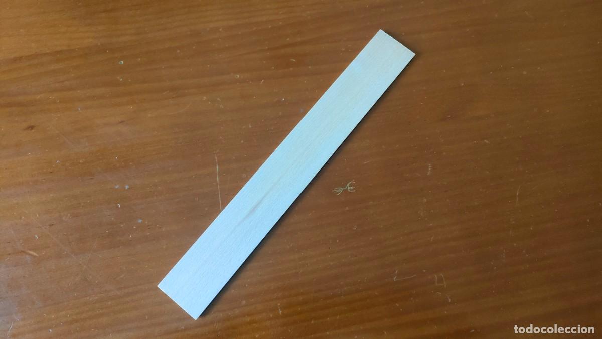 Antig&uuml;edades: REGLA DE MADERA GRADUADA EN CENT&Iacute;METROS. 30 Cm. - Foto 13