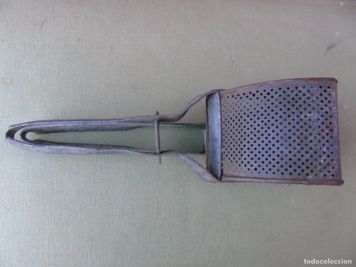 Antig&uuml;edades: ANTIGUO Y GRAN TRITURADOR DE ALIMENTOS. - Foto 3