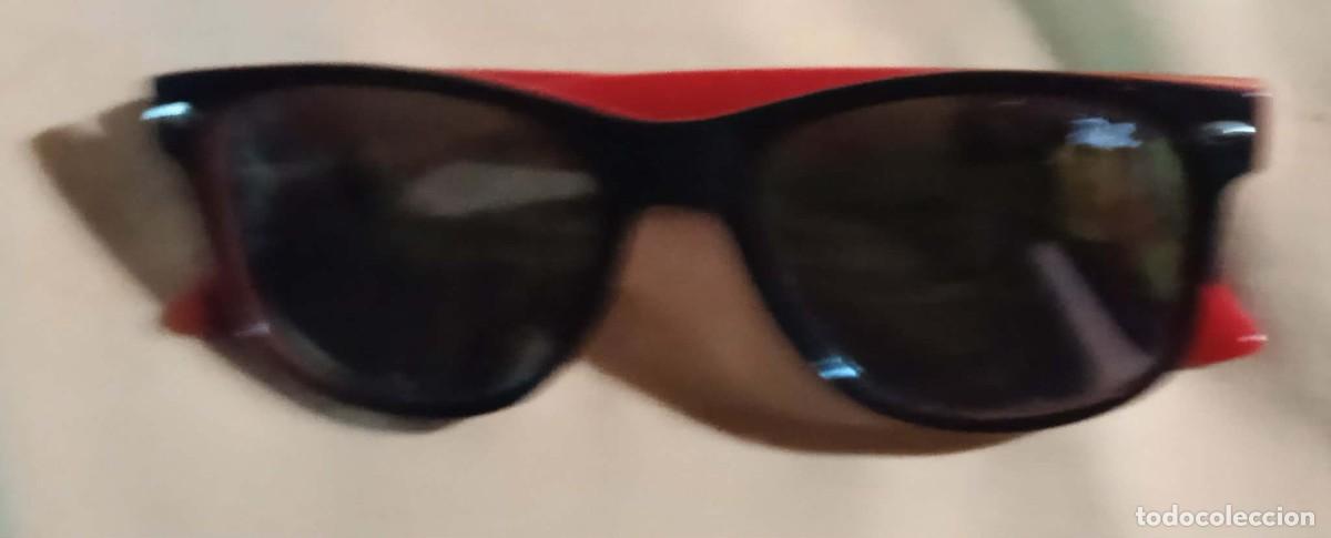 Antig&uuml;edades: GAFAS - NEGRAS Y ROJAS - Foto 1