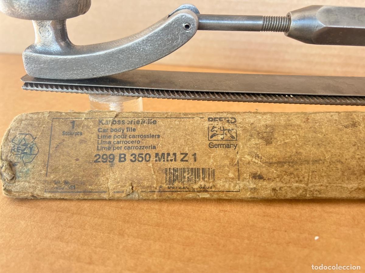 Antig&uuml;edades: Cepillo carpintero con lima para devastar madera - Foto 7