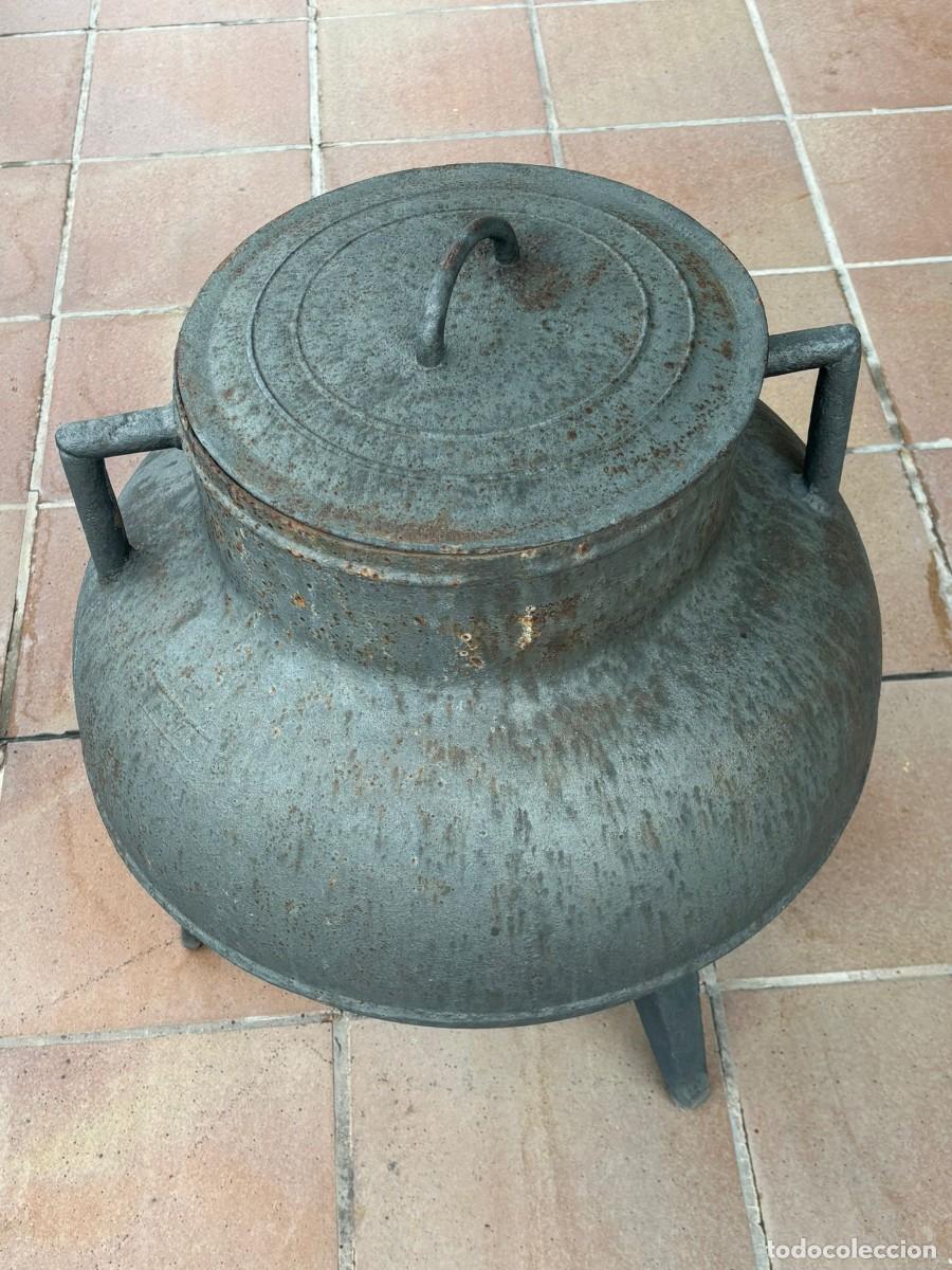 Antig&uuml;edades: pote gallego de forja - Foto 2