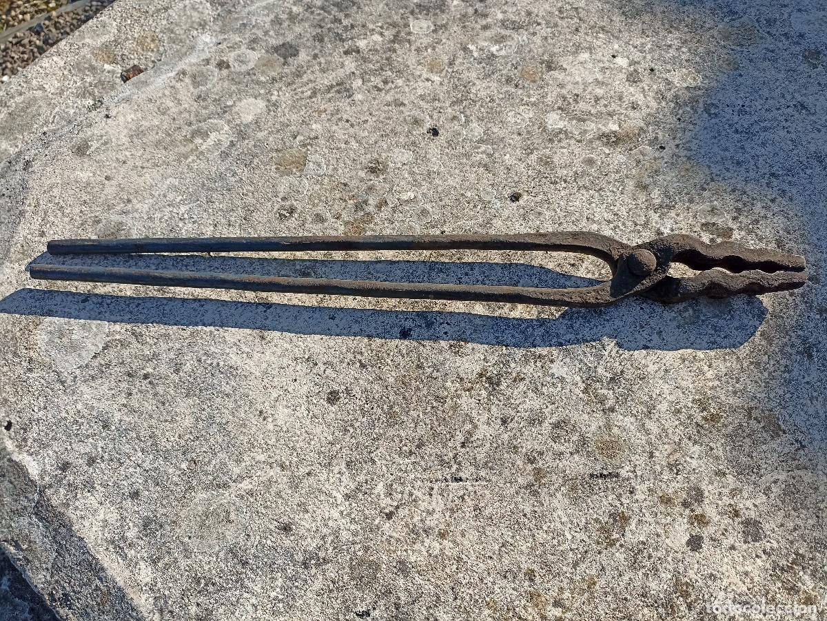 Antig&uuml;edades: Tenaza de herrero para la forja - Foto 2