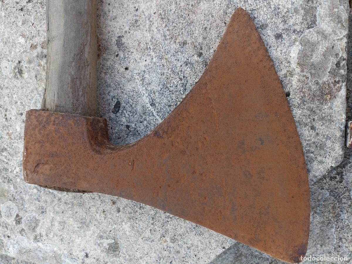 Antig&uuml;edades: Hacha antigua, grande - Foto 1
