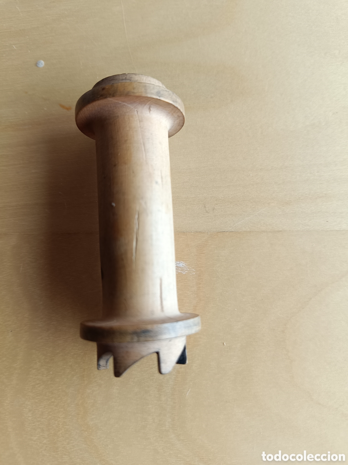 Antig&uuml;edades: Antiguo carrete bobina de madera. - Foto 1