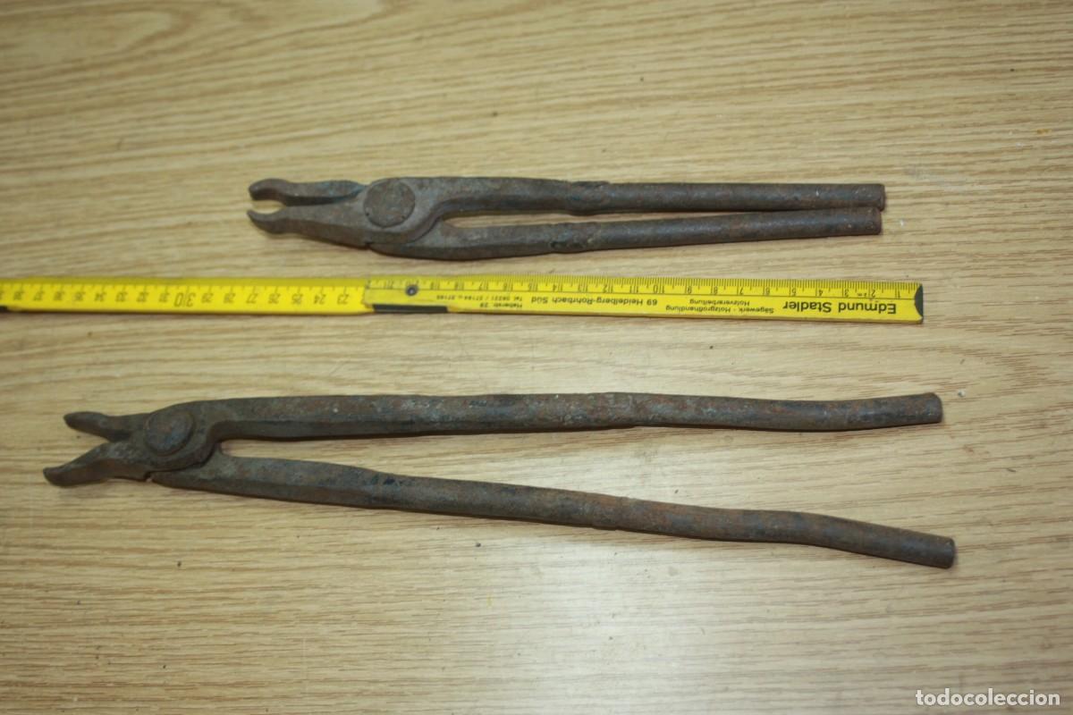 Antig&uuml;edades: Antiguas tenazas de forja. - Foto 1