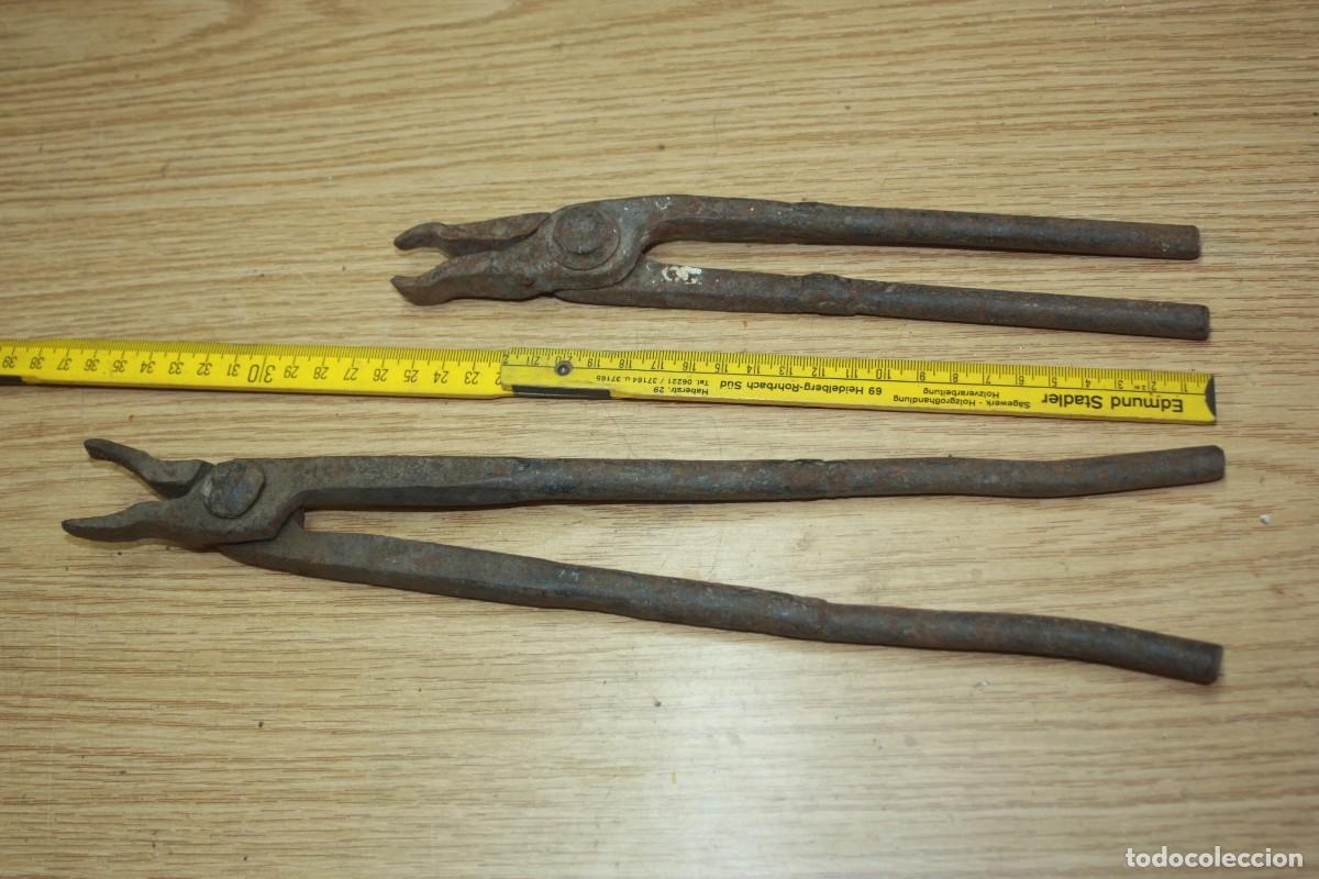 Antig&uuml;edades: Antiguas tenazas de forja. - Foto 2