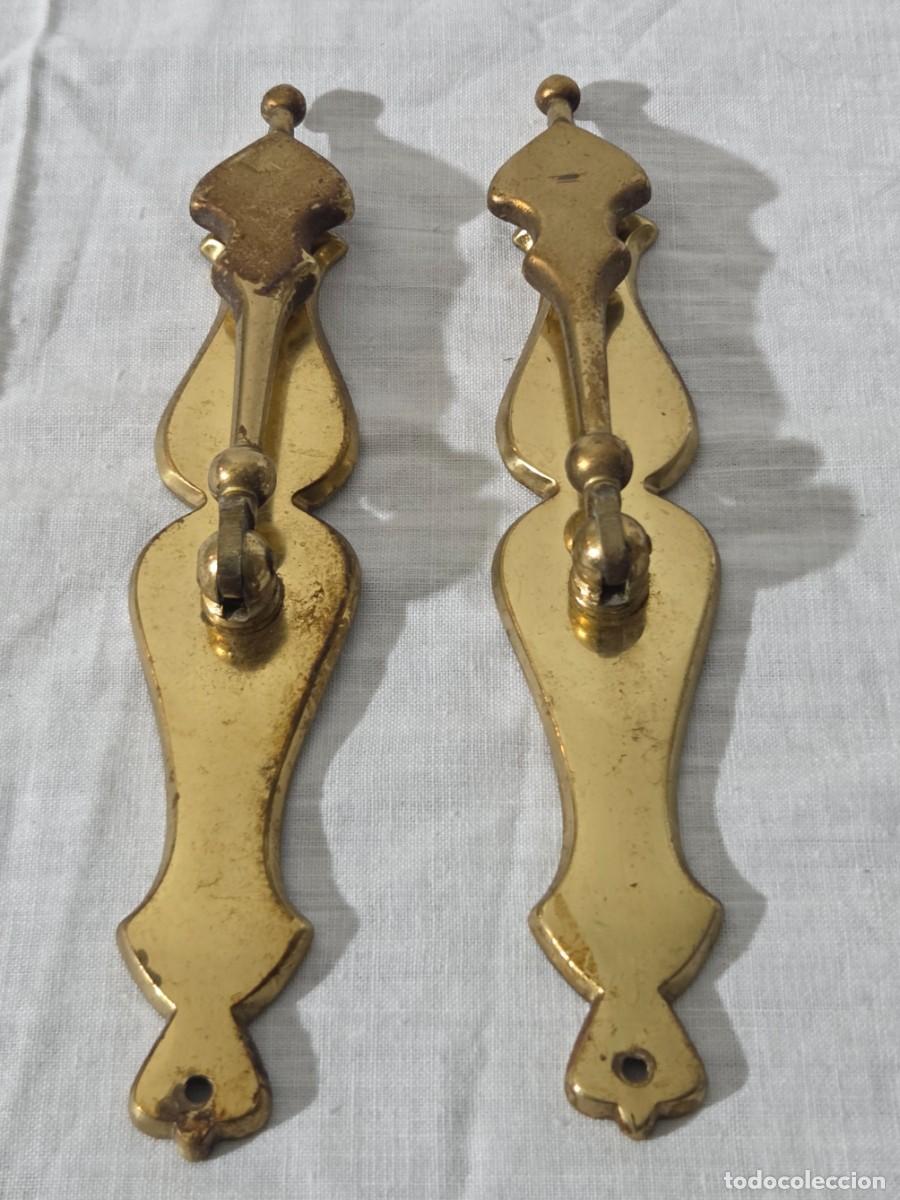 Antig&uuml;edades: Pareja de tiradores en bronce - Foto 8