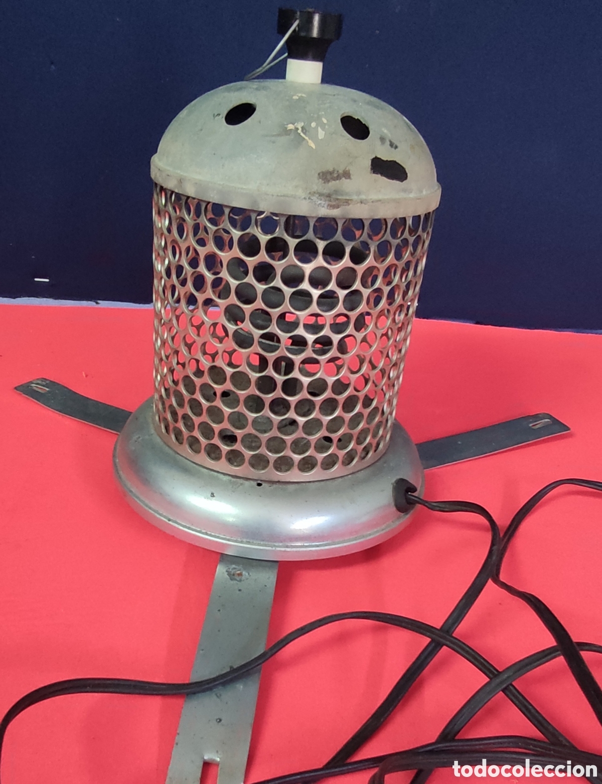 Antig&uuml;edades: Antiguo brasero metalico