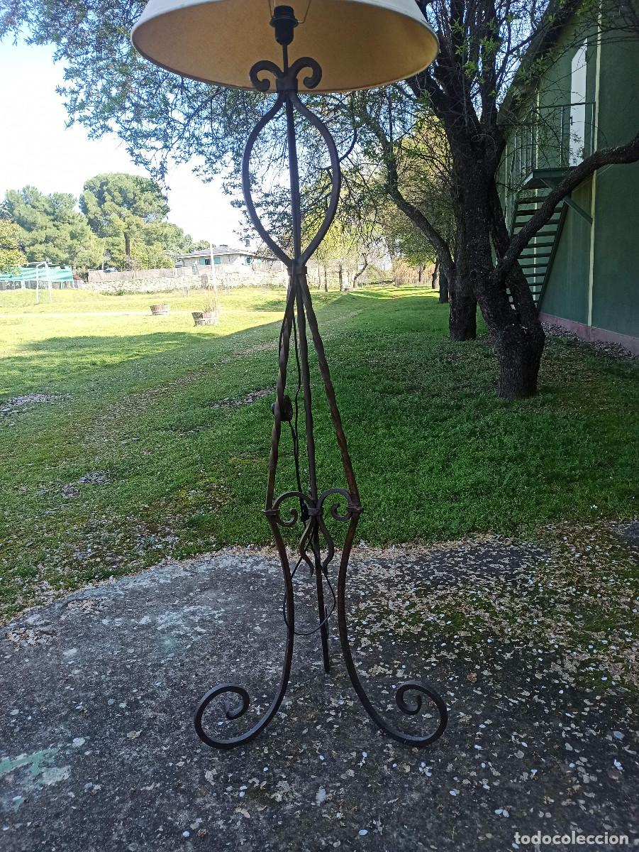 Antig&uuml;edades: Lampara de forja Muy buen acabado artesana 195cm
