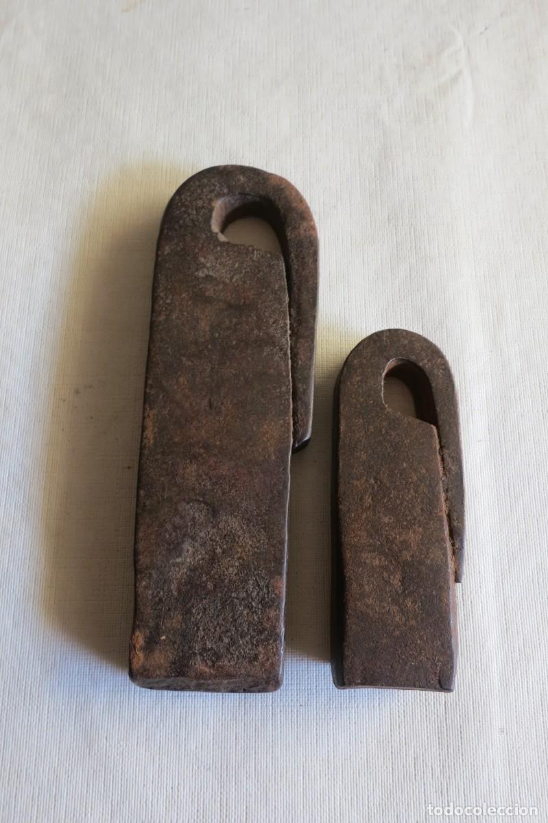 Antig&uuml;edades: pesas Castellanas de 1 y media libra - Foto 1