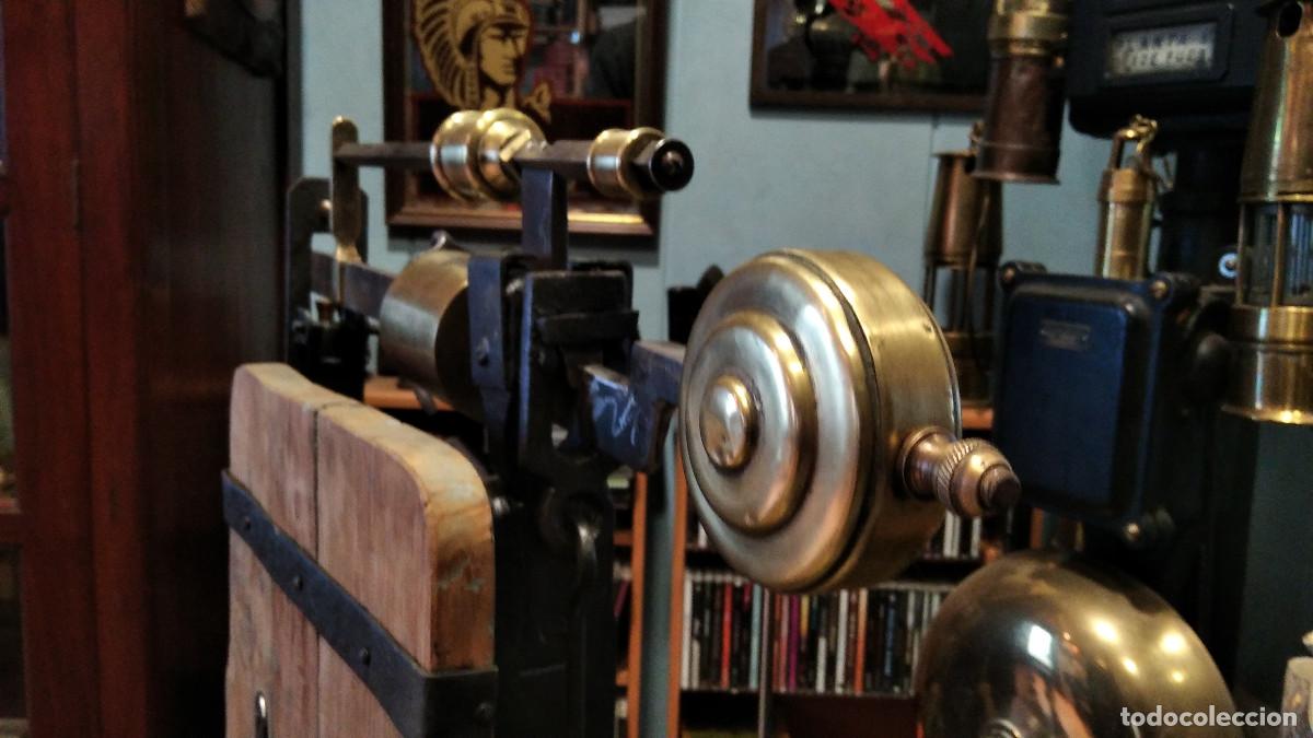 Antig&uuml;edades: bascula almacen madera y hierro - Foto 2