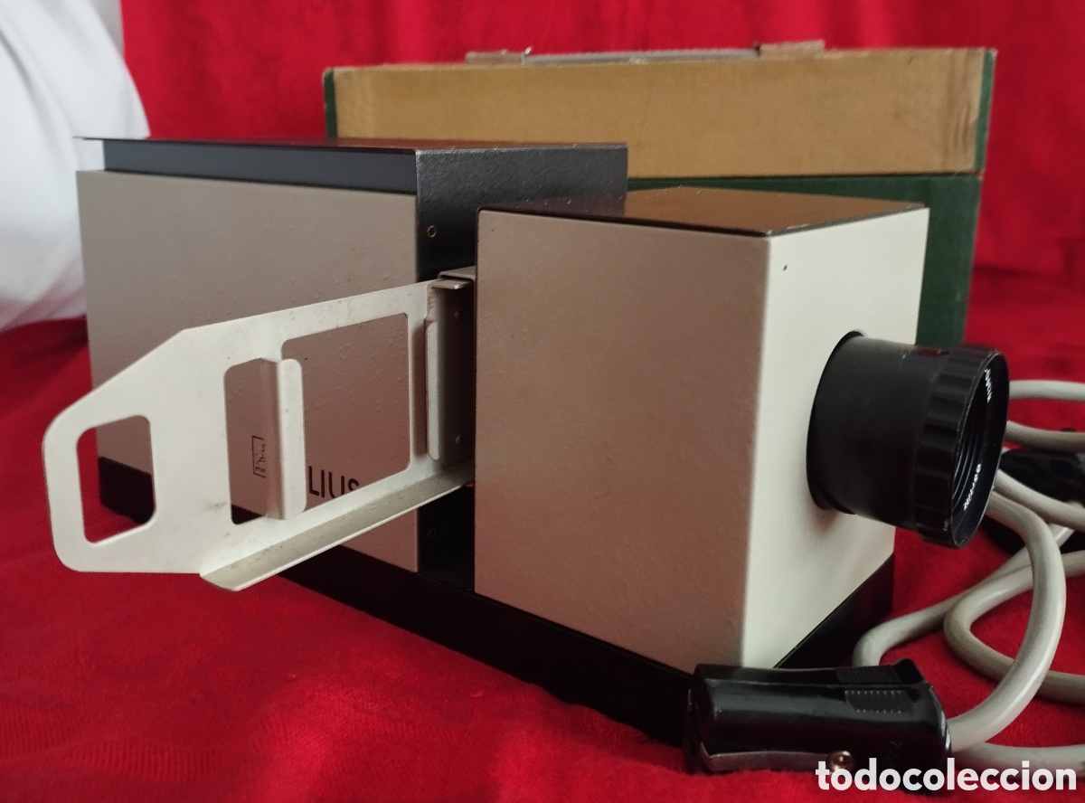 Antig&uuml;edades: Antiguo Proyector Diapositivas. - Foto 3