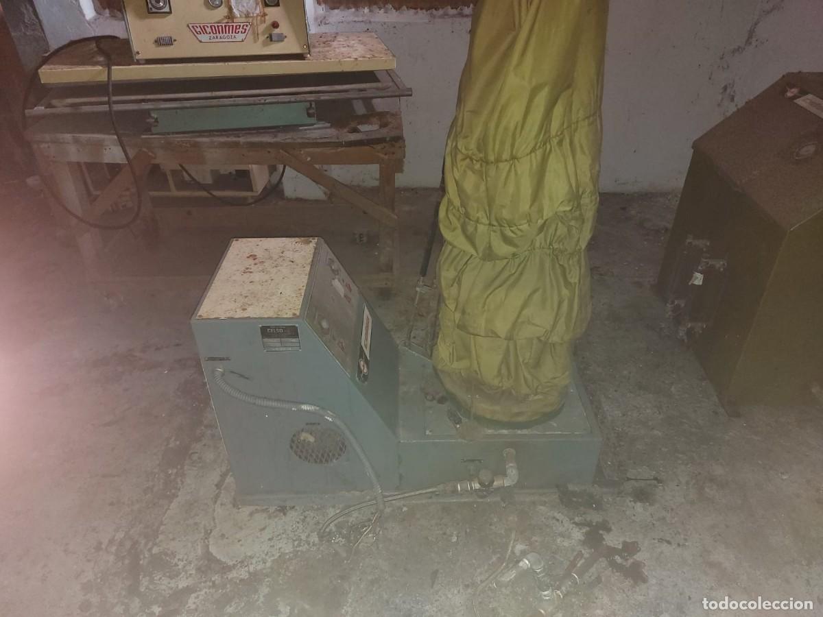 Antig&uuml;edades: Maniqu&iacute; de planchado - Foto 3