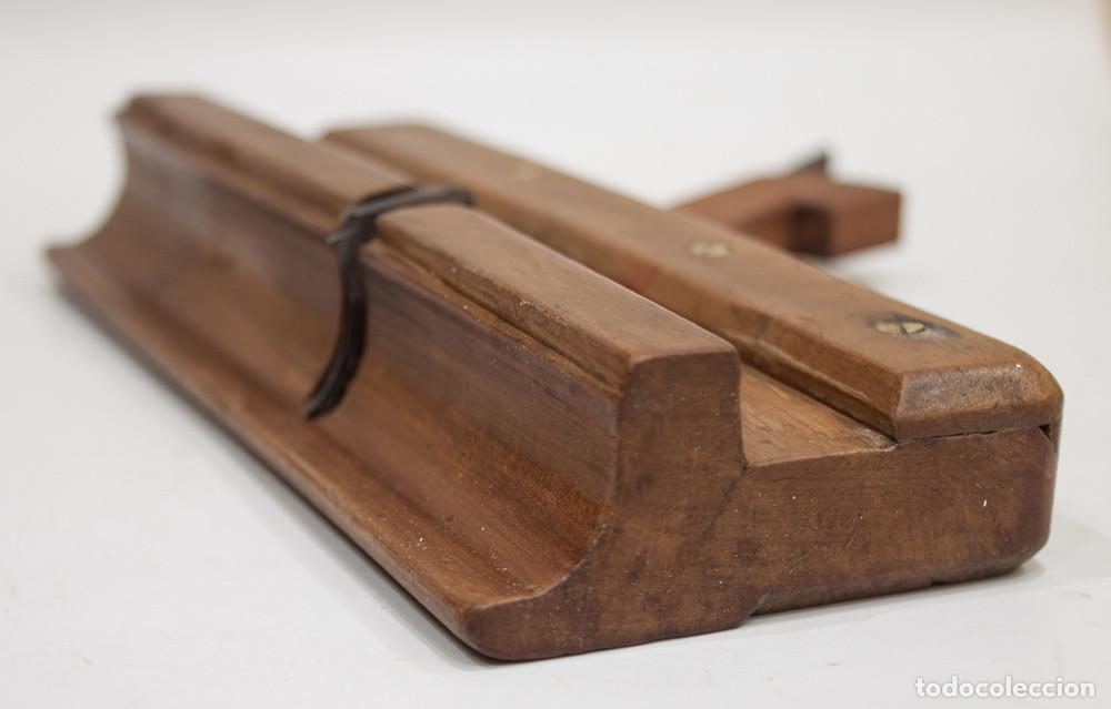 Antig&uuml;edades: ANTIGUO CEPILLO MOLDURERO DE MADERA DE SERBAL. - Foto 4