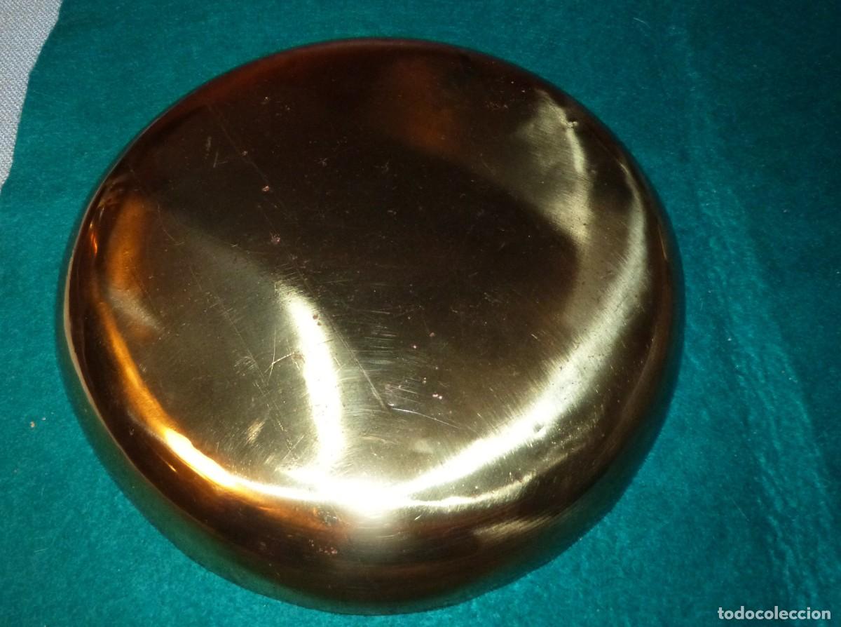 Antig&uuml;edades: PLATO DE METAL DE BALANZA - Foto 2