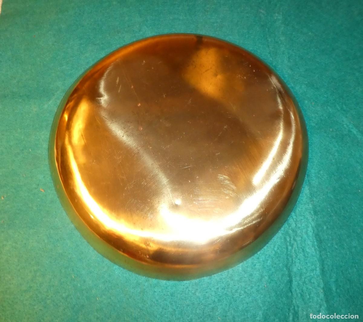 Antig&uuml;edades: PLATO DE METAL DE BALANZA - Foto 6