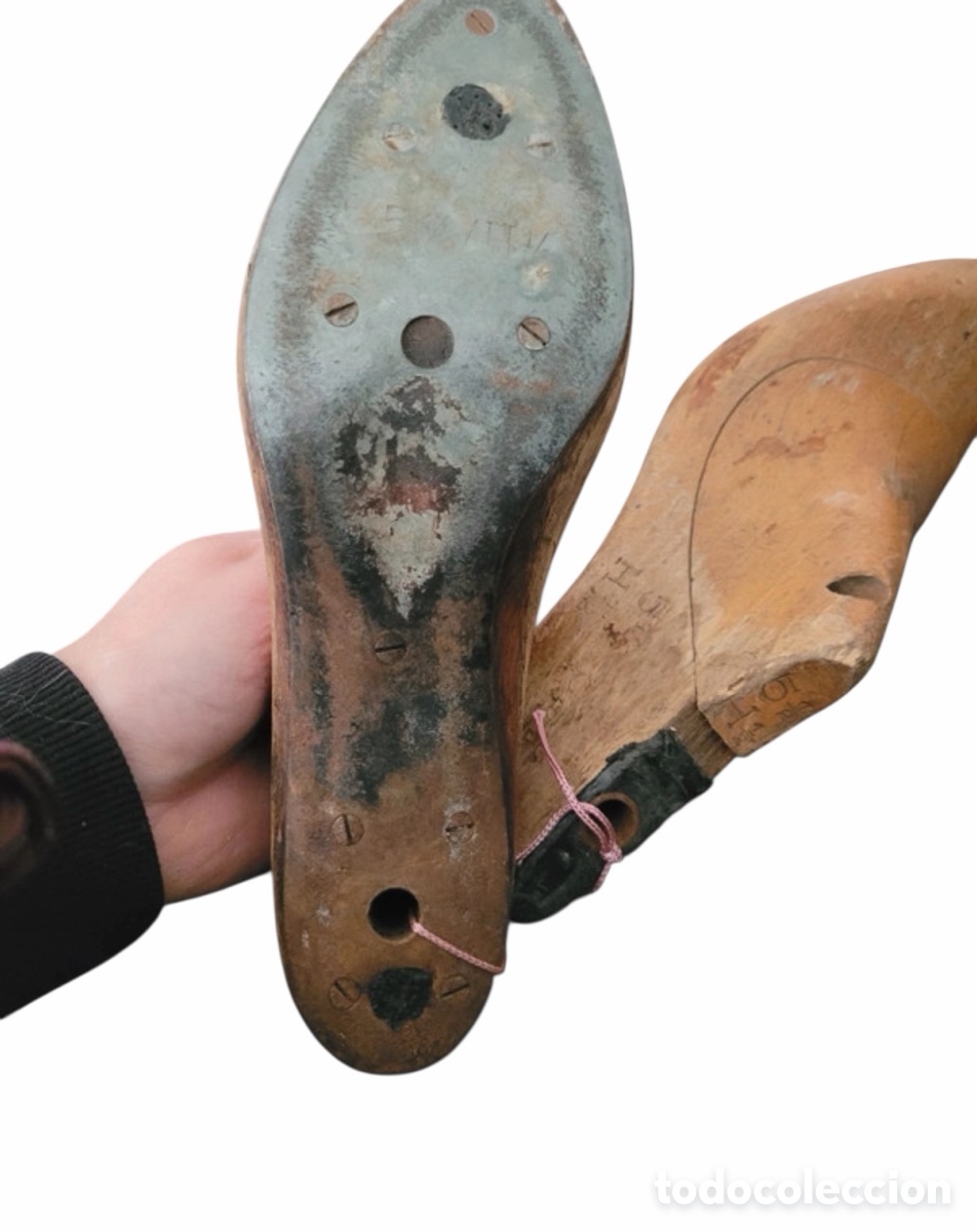 Antig&uuml;edades: Hormas de zapatero 5 1/2 - Foto 2