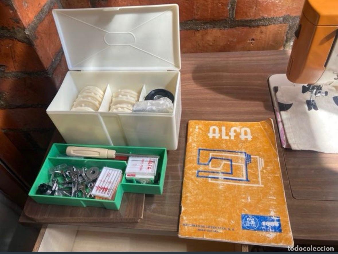 Antig&uuml;edades: M&aacute;quina de coser Alfa - Foto 4