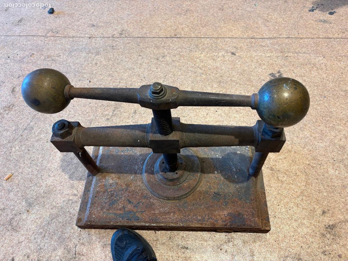 Antig&uuml;edades: Prensa premsa hierro y bronce xl