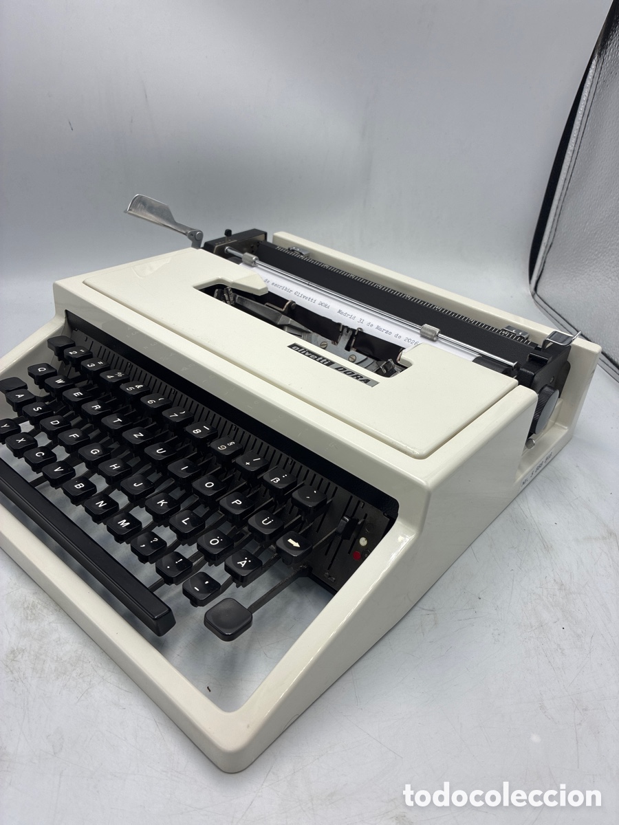 Antig&uuml;edades: M&aacute;quina de Escribir Olivetti Dora. - Foto 5