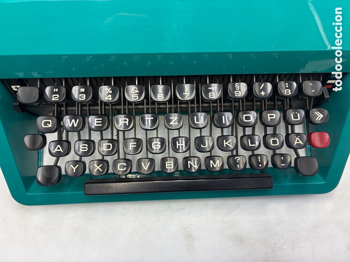 Antig&uuml;edades: M&aacute;quina de Escribir Olivetti Studio 45. - Foto 4