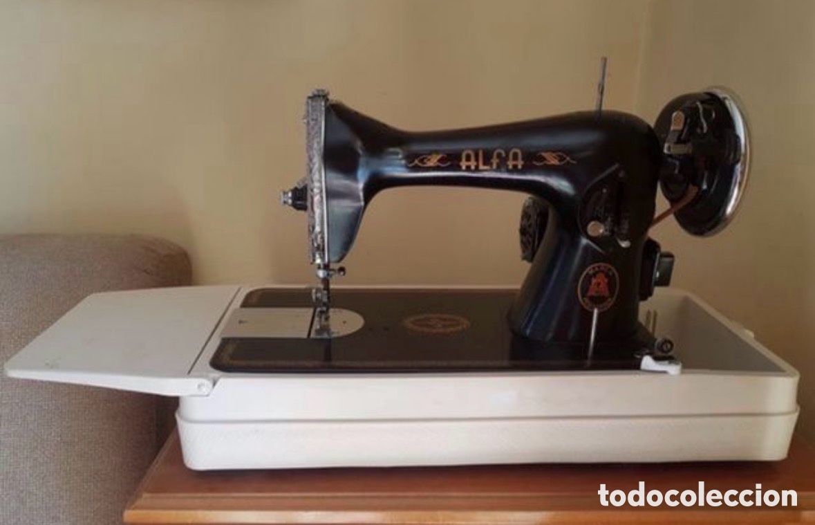 Antig&uuml;edades: Maquina de coser vintage Alfa