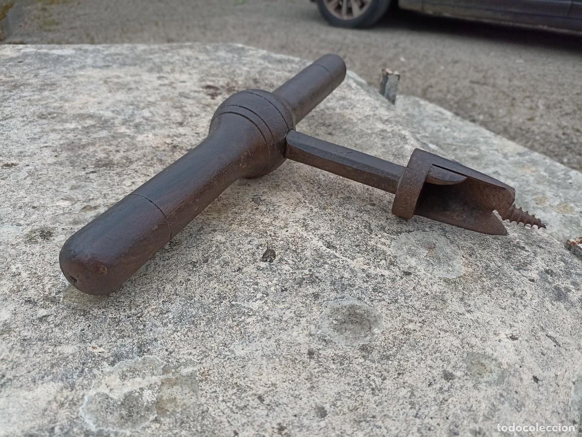Antig&uuml;edades: Herramienta de tonelero - Foto 2