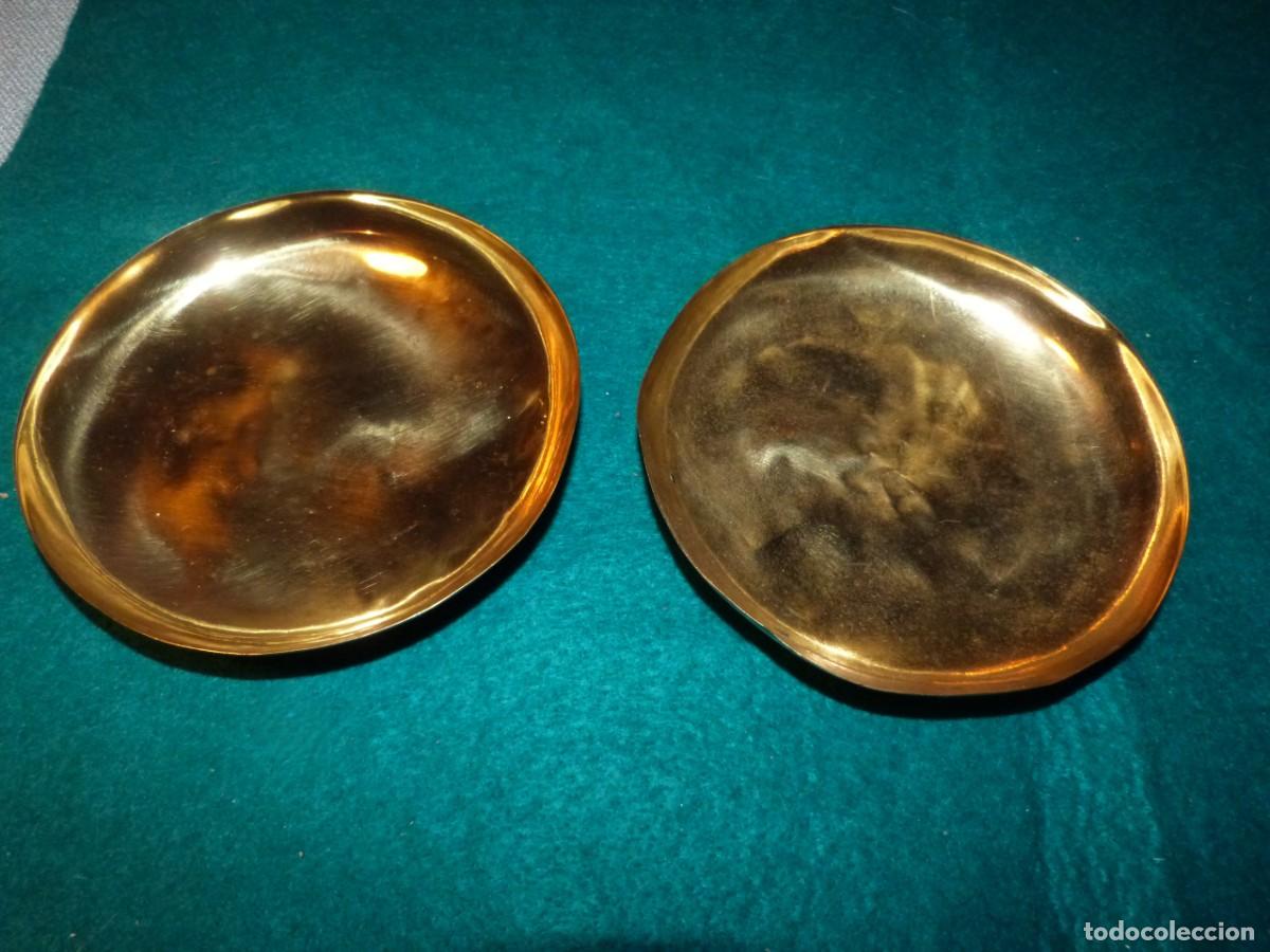 Antig&uuml;edades: DOS PLATOS DE BALANZA - Foto 1