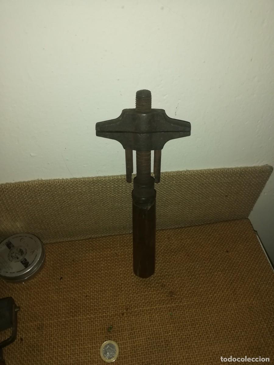 Antig&uuml;edades: Llave inglesa ajustable antigua - Foto 2