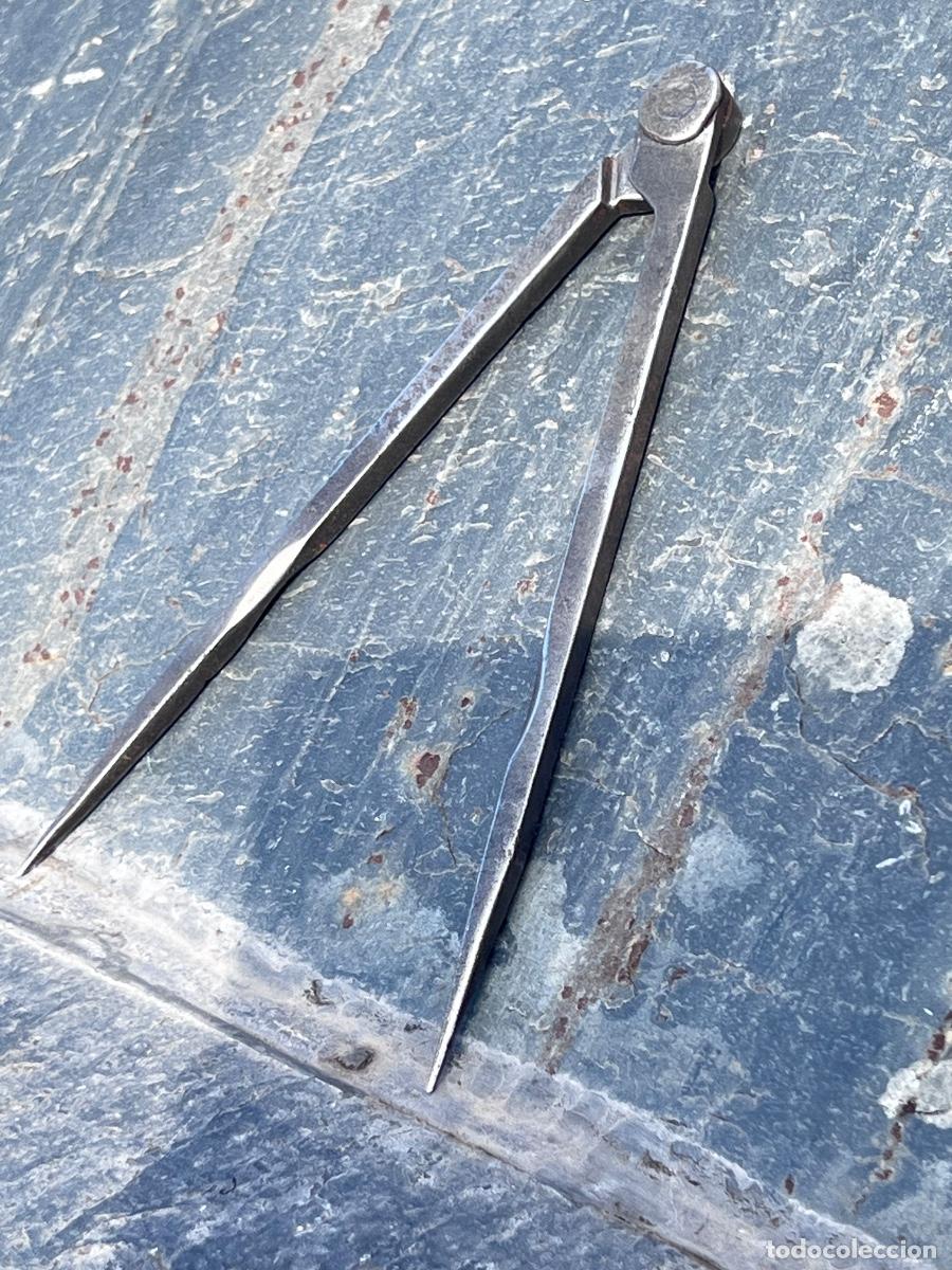 Antig&uuml;edades: Comp&aacute;s de hierro de 15 cm - Foto 6
