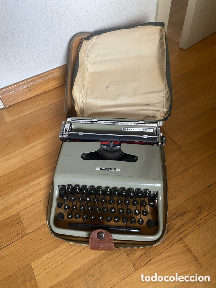 Antig&uuml;edades: Maquina de Escribir antigua - Foto 1