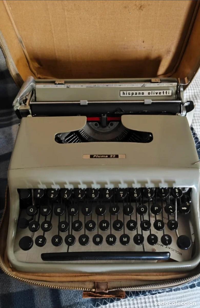 Antig&uuml;edades: M&aacute;quina de escribir Hispano Olivetti Pluma 22 - Foto 4