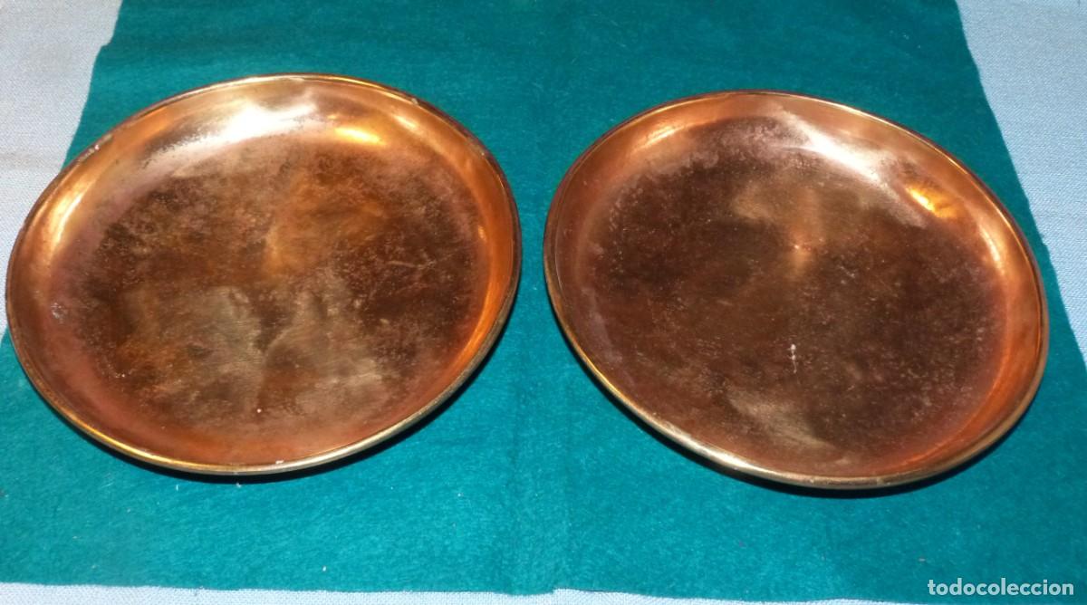 Antig&uuml;edades: DOS PLATOS DE BALANZA EN METAL - Foto 5