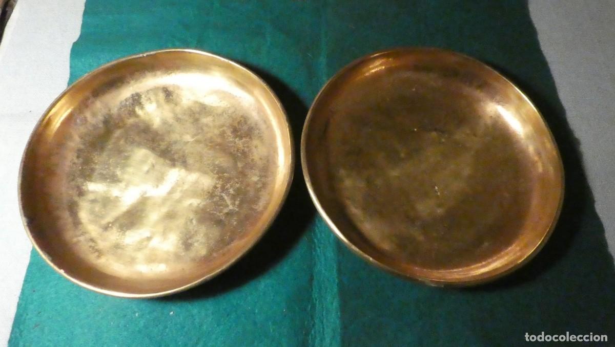 Antig&uuml;edades: DOS PLATOS DE BALANZA EN METAL - Foto 7
