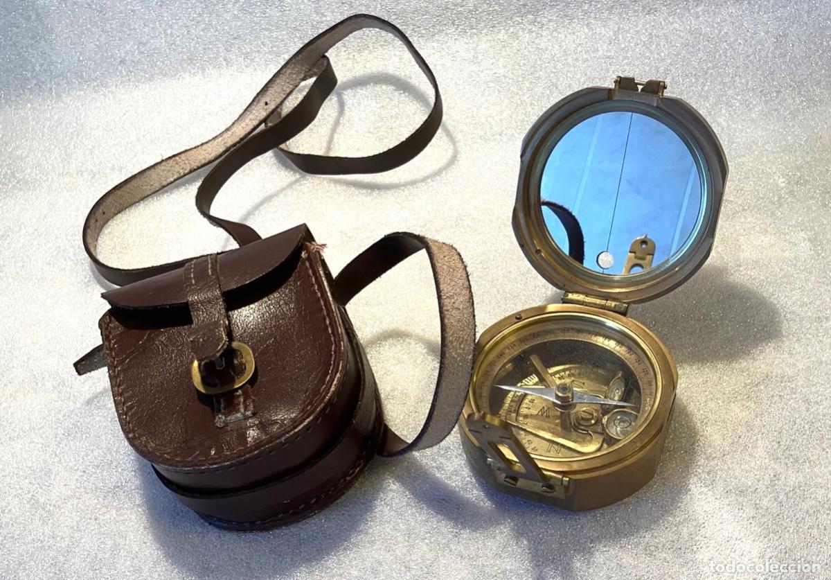 Antig&uuml;edades: Br&uacute;jula n&aacute;utica lat&oacute;n bronce con funda - Foto 1
