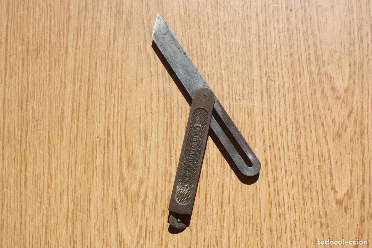 Antig&uuml;edades: Falsa escuadra de metal Stanley. - Foto 2