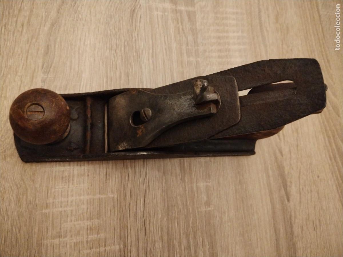 Antig&uuml;edades: Cepillo de carpintero antiguo - Foto 1