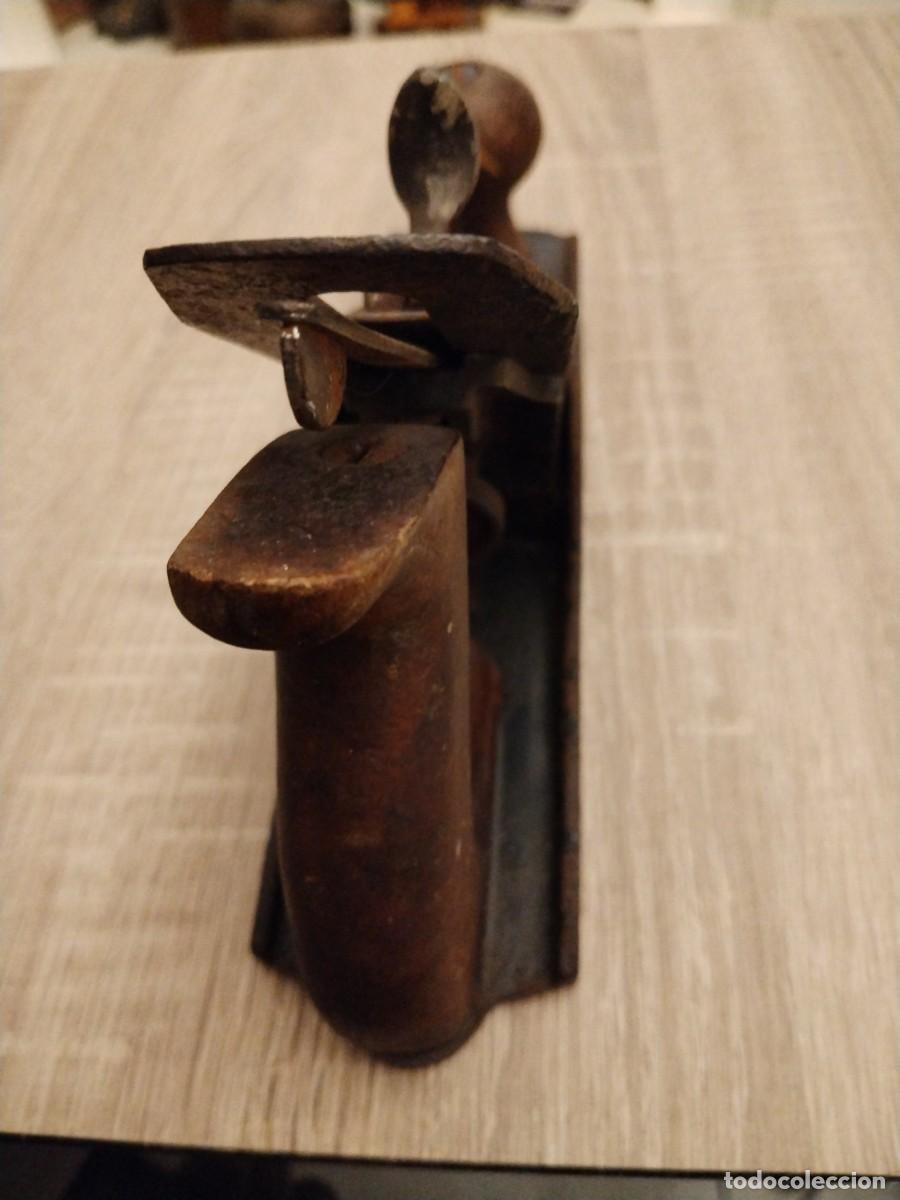 Antig&uuml;edades: Cepillo de carpintero antiguo - Foto 5
